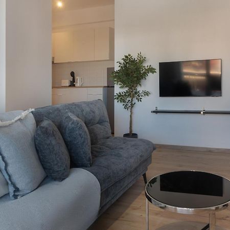 Phaedrus Living City Breeze Residences Finesse Ларнака Екстериор снимка